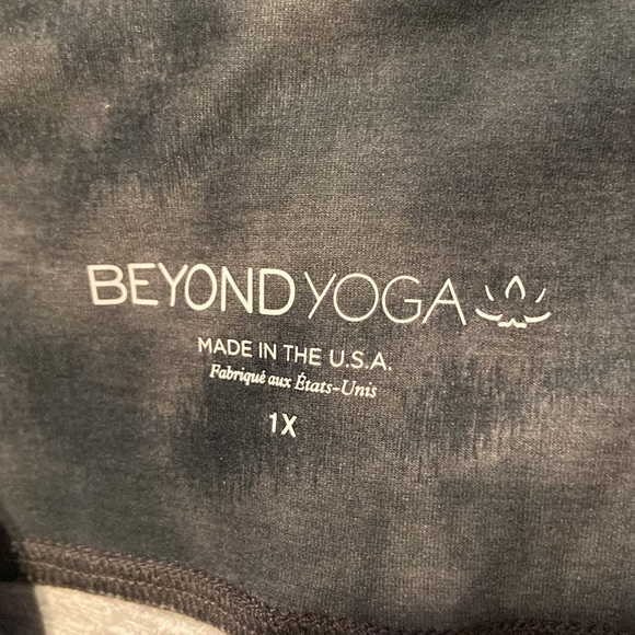 NWT Beyond Yoga Legging 1X - Picture 4 of 5
